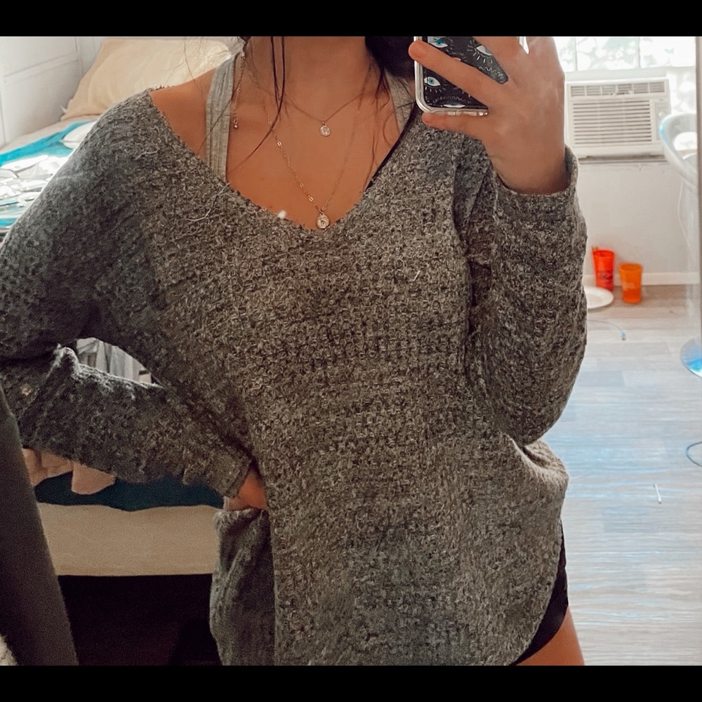 American Eagle Sweater